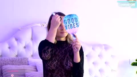 Snapshot of littleblondbunny chatting on 03/09/26, 06:06 littleblondbunny online show from 03/09/26, 06:06