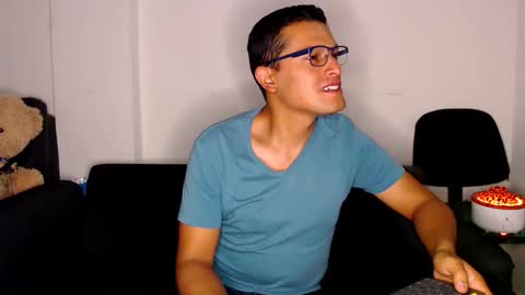 Manu online show from 09/29/25, 03:00