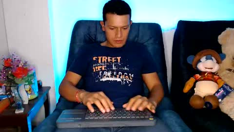 Manu online show from 06/09/26, 02:45