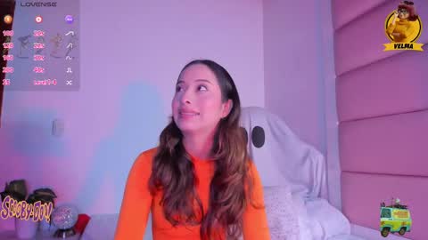 littlee_emma_ online show from 10/06/25, 12:19