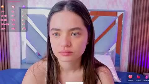 Snapshot of littleesara18 chatting on 05/18/26, 11:27 Sara online show from 05/18/26, 11:27