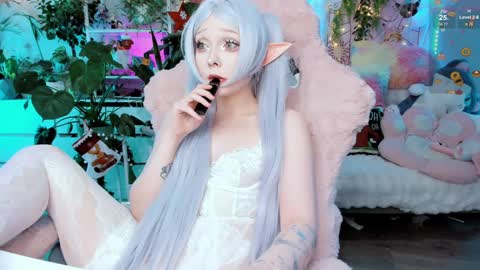 Snapshot of littleflufflepuff chatting on 01/04/25, 07:13 Riza Riri Puff  online show from 01/04/25, 07:13