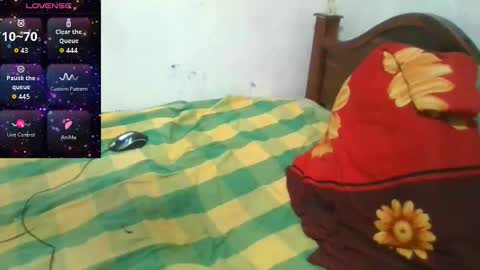 shan online show from 10/11/25, 11:09