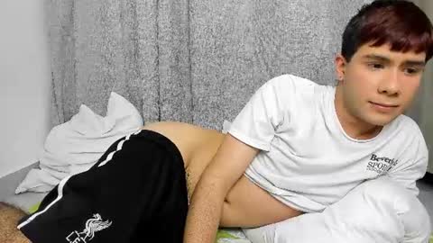 Snapshot of littlejames_ chatting on 06/11/26, 02:53 James online show from 06/11/26, 02:53