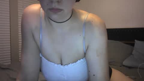 Snapshot of littlejessielov chatting on 12/16/24, 07:26 Jessie online show from 12/16/24, 07:26