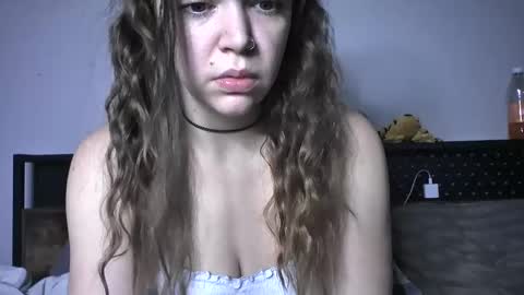 Snapshot of littlejessielov chatting on 01/17/25, 09:39 Jessie online show from 01/17/25, 09:39