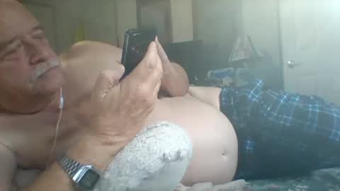 Snapshot of littlekenny1951 chatting on 10/29/25, 05:14 littlekenny1951 online show from 10/29/25, 05:14