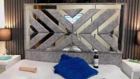 Snapshot of littlekloe_ chatting on 02/01/25, 10:44 Litllekloe online show from 02/01/25, 10:44