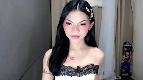 littlelace_ online show from 04/10/26, 11:09
