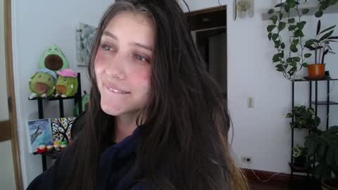 Laksmi online show from 12/20/24, 11:26