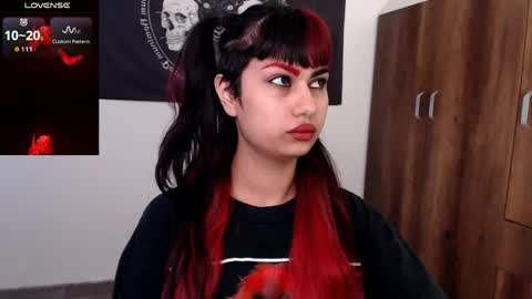 Snapshot of littleluciferrr chatting on 06/03/26, 04:45 Lucifer online show from 06/03/26, 04:45