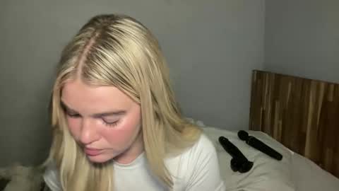 Snapshot of littlemaryjane19 chatting on 03/29/26, 08:14 Marciabrady online show from 03/29/26, 08:14