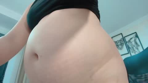 Sarahs Room online show from 06/25/26, 12:54