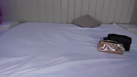 im olivia IG littleolivia01 online show from 01/21/25, 01:22