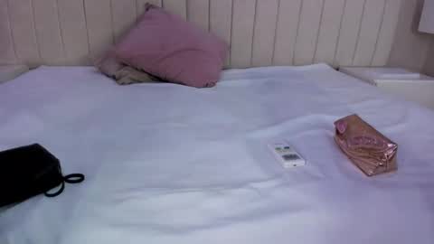 im olivia IG littleolivia01 online show from 01/22/25, 01:00