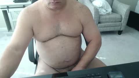 littleone1111765968 online show from 12/21/25, 04:58