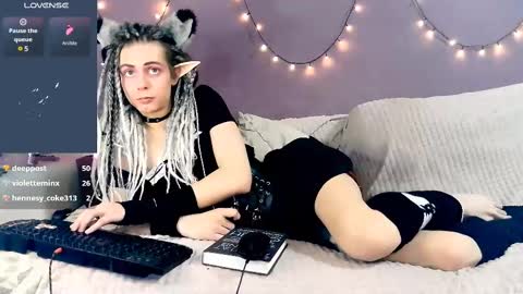 Felix online show from 02/22/25, 08:09