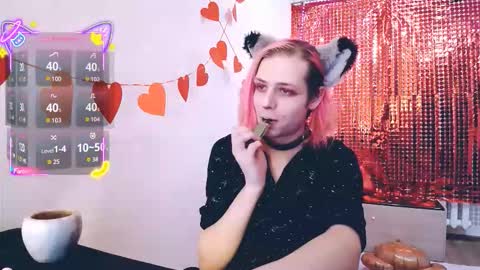 Snapshot of littlepinkcat chatting on 02/23/26, 12:09 Felix online show from 02/23/26, 12:09