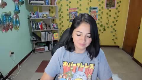 Mia  Wednesday to Sunday 730 am to 1030 am Colombian Hour D online show from 02/03/25, 01:09