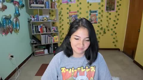 Mia  Wednesday to Sunday 730 am to 1030 am Colombian Hour D online show from 02/03/25, 04:14