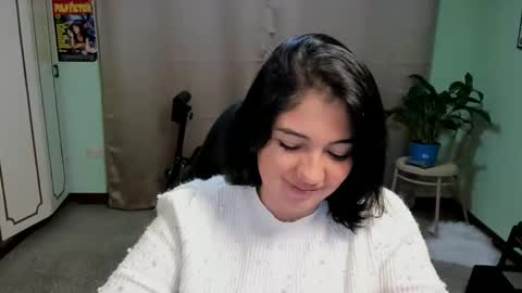 Mia  Wednesday to Sunday 730 am to 1030 am Colombian Hour D online show from 09/20/25, 02:01