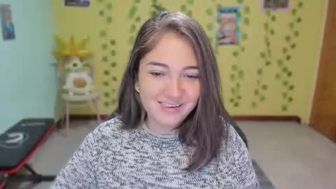 Snapshot of littleprety6969 chatting on 02/08/26, 06:44 Mia Wednesday to Sunday 730 am to 1030 am Colombian Hour D online show from 02/08/26, 06:44