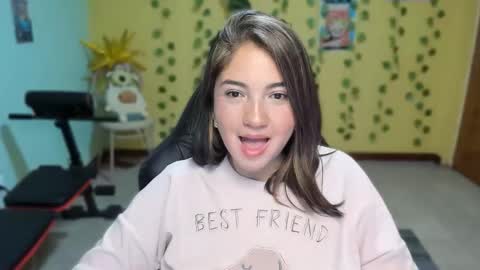 Snapshot of littleprety6969 chatting on 02/27/26, 06:13 Mia Wednesday to Sunday 730 am to 1030 am Colombian Hour D online show from 02/27/26, 06:13