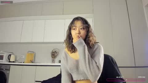 Ayumi or Yumi online show from 10/06/25, 12:30