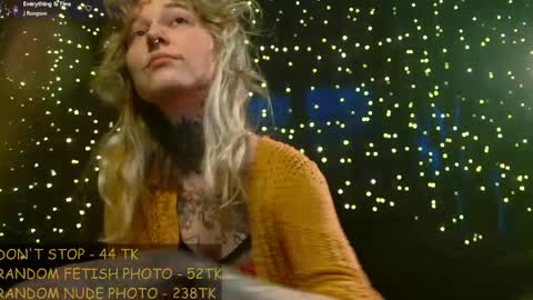 Snapshot of littlespacemouse chatting on 05/09/26, 09:03 Niki free tg channel with some photos gifs and info about streams online show from 05/09/26, 09:03