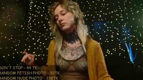 Snapshot of littlespacemouse chatting on 05/19/26, 09:26 Niki free tg channel with some photos gifs and info about streams online show from 05/19/26, 09:26