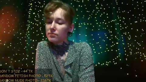 Snapshot of littlespacemouse chatting on 05/23/26, 01:48 Niki free tg channel with some photos gifs and info about streams online show from 05/23/26, 01:48