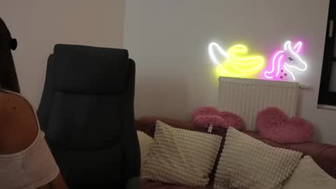 littlestellaspark online show from 12/28/24, 03:47