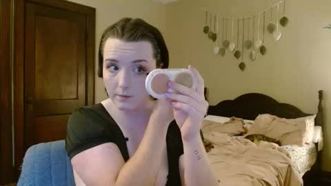 Snapshot of littlestpuppet chatting on 04/16/26, 12:00 Kori online show from 04/16/26, 12:00