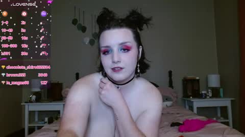 Snapshot of littlestpuppet chatting on 04/28/26, 02:27 Kori online show from 04/28/26, 02:27
