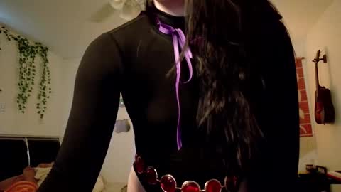 Eliza online show from 10/31/25, 12:17