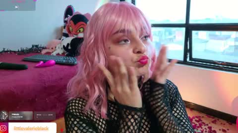 Snapshot of littlevalerie chatting on 05/03/26, 11:00 Valerie online show from 05/03/26, 11:00