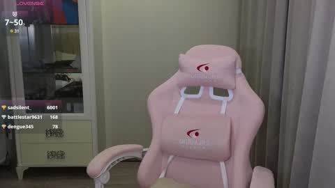 Snapshot of littlevildevil chatting on 12/03/24, 04:39 Eliana online show from 12/03/24, 04:39
