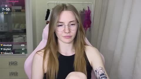Snapshot of littlevildevil chatting on 02/08/25, 11:44 Eliana online show from 02/08/25, 11:44