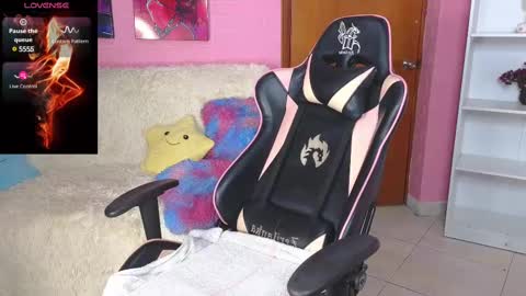 littlevixen18 online show from 02/11/25, 05:50