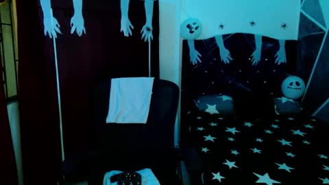 Eros online show from 10/24/25, 03:03