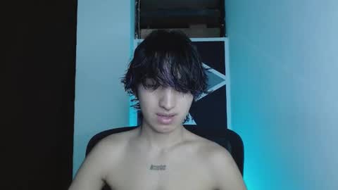 Snapshot of littlextrem chatting on 03/09/26, 01:42 Eros online show from 03/09/26, 01:42