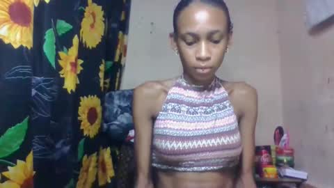 yanah online show from 04/28/26, 04:06