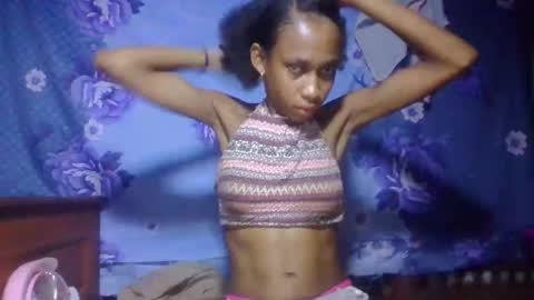 Snapshot of littleyanah chatting on 06/06/26, 06:07 yanah online show from 06/06/26, 06:07