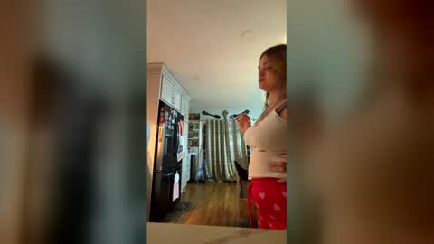 Nina online show from 05/23/26, 03:23