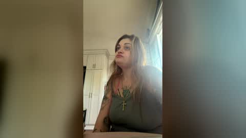 Nina online show from 05/27/26, 09:45