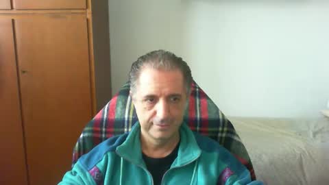 liuk53 online show from 04/21/26, 02:12
