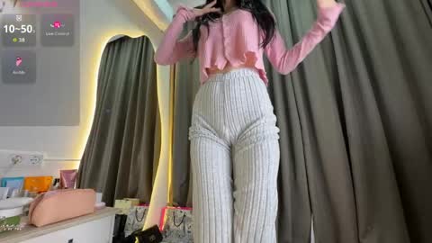 Snapshot of liuli_flower chatting on 05/16/26, 07:45 liuli_flower online show from 05/16/26, 07:45