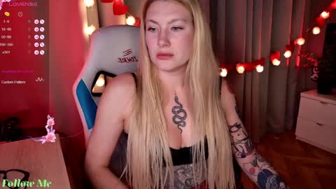 Liv 3 online show from 02/15/25, 06:12