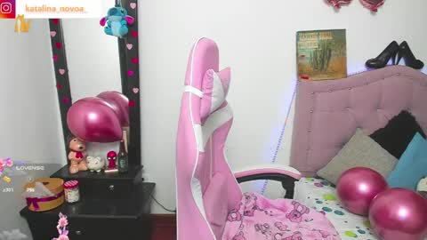 Snapshot of liv_rosse chatting on 04/30/26, 02:18 Katalina Novoa. online show from 04/30/26, 02:18