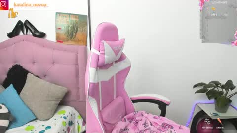 Snapshot of liv_rosse chatting on 05/15/26, 02:29 Katalina Novoa. online show from 05/15/26, 02:29